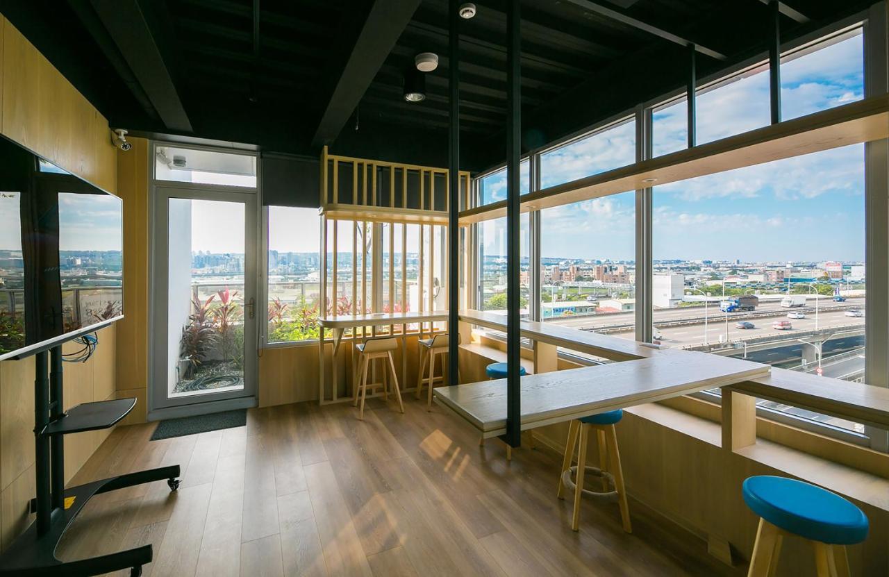 Royal Roi Hotel Taichung Exterior foto