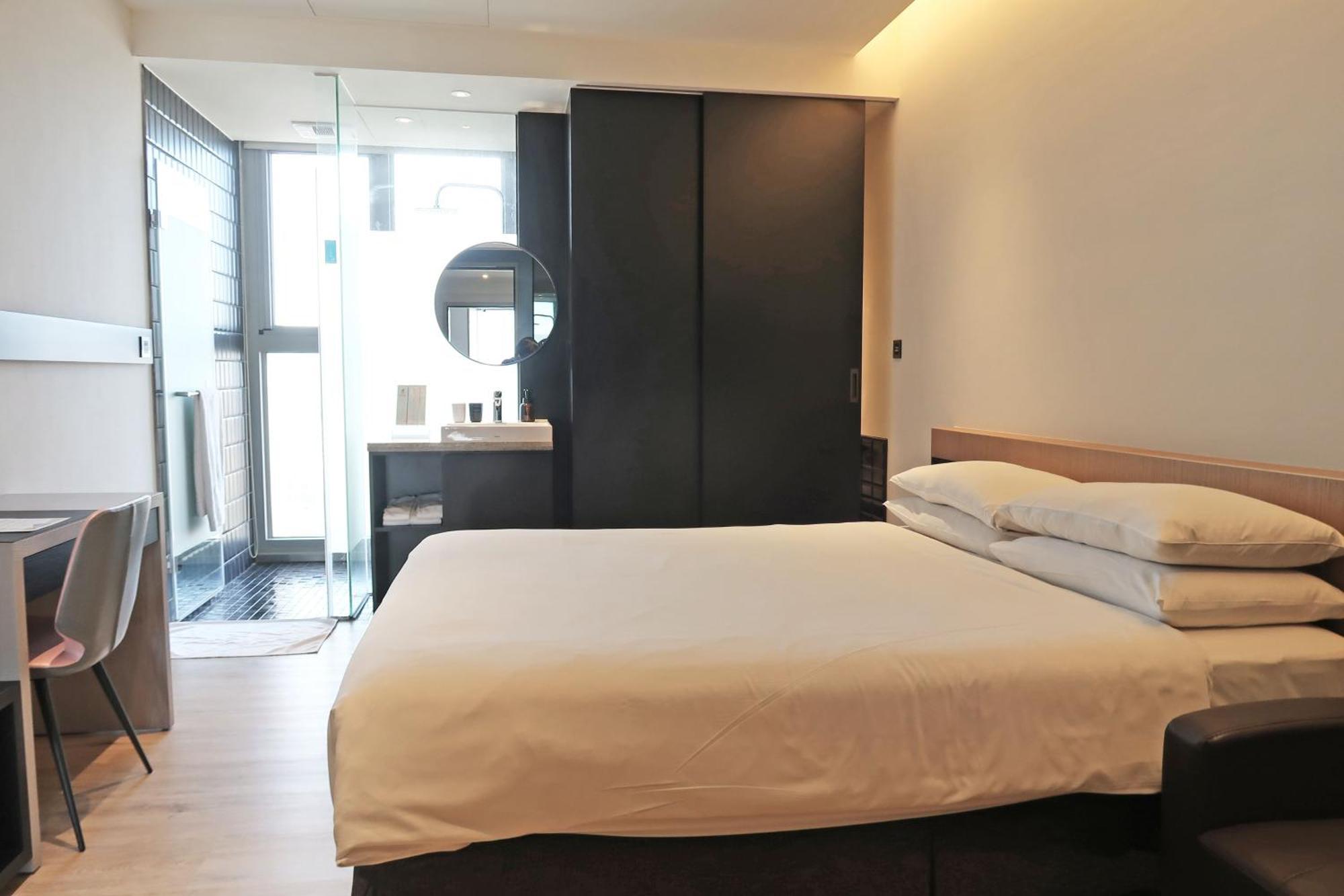 Royal Roi Hotel Taichung Exterior foto